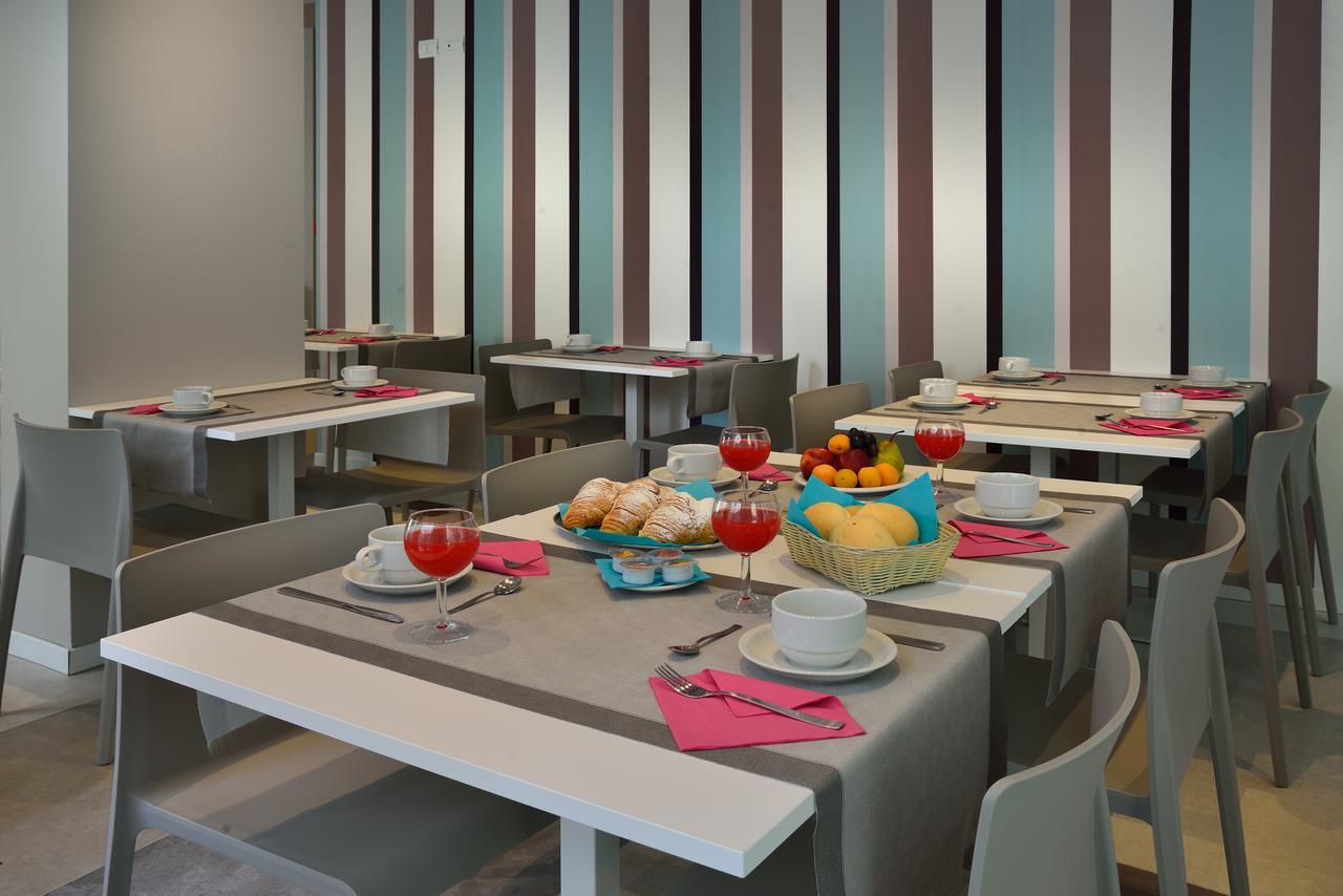 Embassy Hotel & Spa Cattolica Extérieur photo