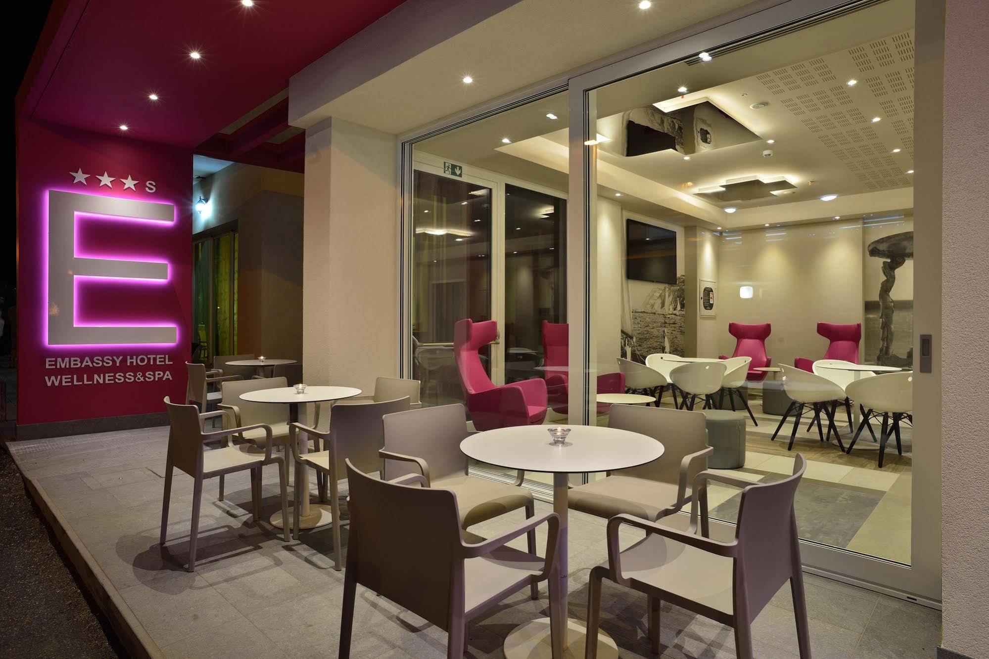 Embassy Hotel & Spa Cattolica Extérieur photo
